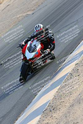 media/Jan-14-2022-Apex Assassins (Fri) [[4609ad47be]]/Trackday 1/Session 5/Turn 10 Inside/